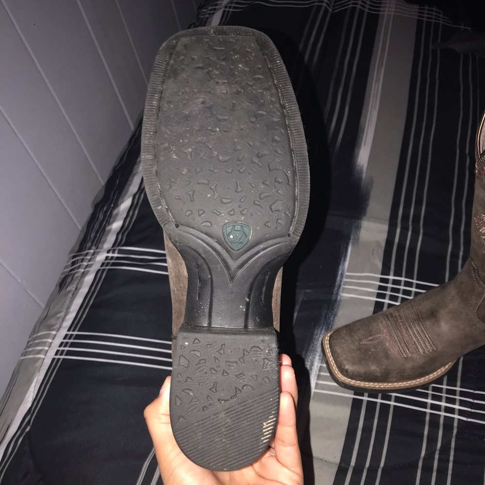 Ariat Boots - Picture 3 of 4